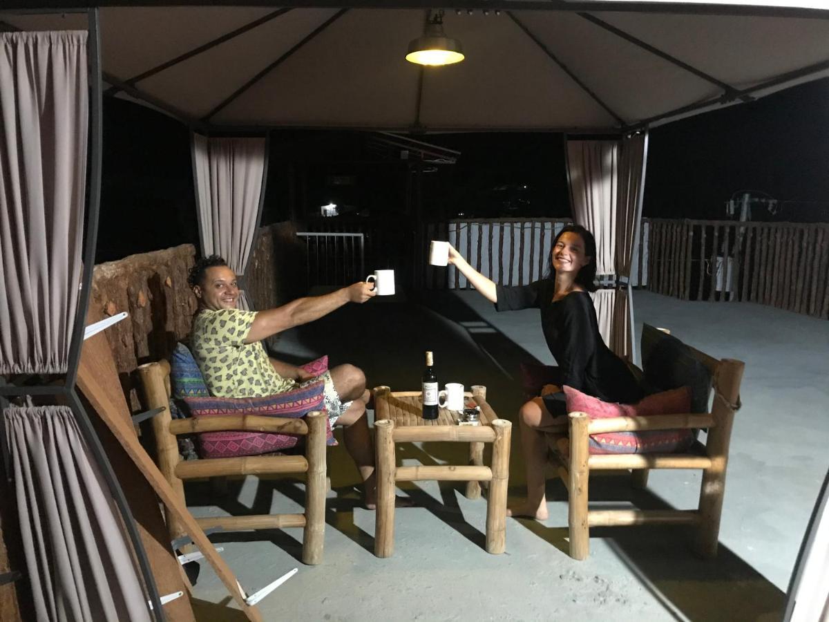 Hostel Lions Mambajao Ngoại thất bức ảnh