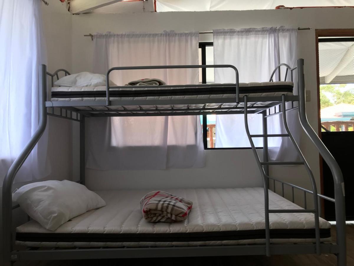 Hostel Lions Mambajao Ngoại thất bức ảnh